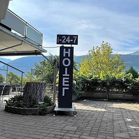 Check-in 24-7 Ohne Fruehstueck Gratis Parkplatz Hotel
